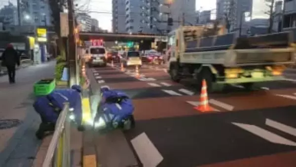 都営バスと自転車が接触　自転車に乗っていた16歳少年があごを骨折するけが　東京・荒川区　警視庁