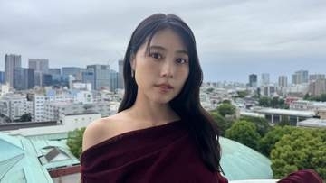 【 有村架純 】深紅のドレスで“美デコルテ”披露　「最近はバジルにハマってる」お茶目な投稿も