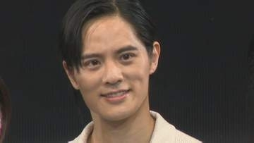 【 岡本圭人 】ほぼ全編〝上裸〟の主演舞台開幕　父も過去〝裸〟に　「岡本家を裸にする演出家」を紹介
