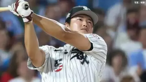 村上宗隆、初球宴初打席は160km超え剛腕に空三振　7回に“7番・一塁”で守備から出場　同僚バルガスの一発には笑顔