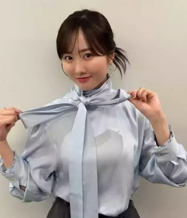 【 本田望結 】 「準備完了！」　爽やかオフショットに反響　「素敵ですね」「かわいい　衣装がとても似合ってます」