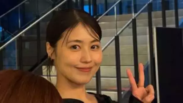 【 有村架純 】 お直し中にマネージャーに見せた笑顔のＶサイン「なんとミラクルなっ!!」「お茶目だね」