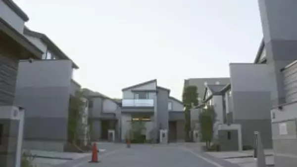 東京都の「無電柱化」を加速　木密地域の私道での工事支援拡大　議会には日本初の「無電柱化推進条例」を提出など