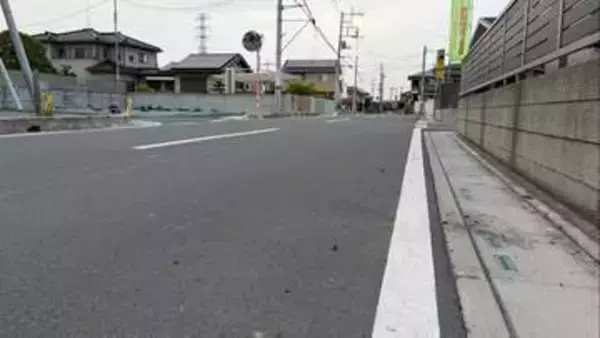「無免許運転の発覚を免れるため…」ひき逃げで77歳女性が死亡　無免許過失運転致死などの容疑で22歳の男を逮捕
