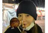 「【 華原朋美 】 「おっきい〜たこ焼き」　夜の露店の　大きなたこ焼きを満喫」の画像1