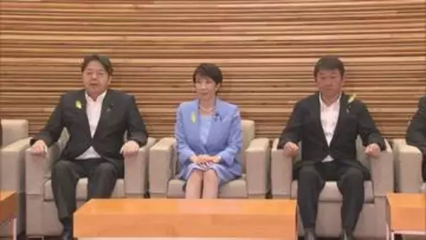 政府、皇室典範改正案を閣議決定　女性皇族が結婚後も身分維持、男系男子の養子