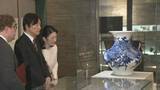 「秋篠宮ご夫妻　日本・ベルギー国交160年記念展へ　明治天皇がベルギーに寄贈した品々も」の画像1