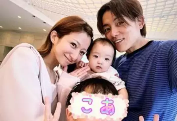 【 杉浦太陽 】「夢空が10ヶ月になりました」第5子・夢空ちゃんの“記念ショット”公開「甘えガール」「可愛いなぁ～～」