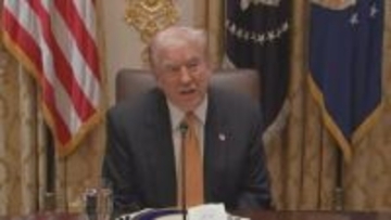 トランプ大統領「政府閉鎖を終わらせるまで上院議員はワシントンに留まるべき」　予算めぐる与野党の溝埋まらず