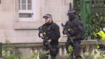 ロンドンのイスラエル大使館などが集まるエリアで多数の不審物　警察が警戒強化　投稿動画には「イスラエル大使館を標的」と主張する部分も
