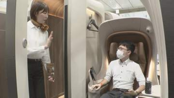 東海道新幹線の“半個室”「Supreme Class Seat」初公開　グリーン席20席のスペースに半個室6席を設置予定　運行は「来年度中」