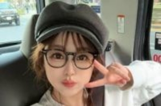 【 鈴木奈々 】　３億円豪邸　広々キッチンを公開　ファン「モデルルームの様です」