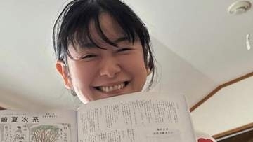 【 真木よう子 】『ダ・ヴィンチ』に日記掲載「撮って撮って！」と有頂天も「文豪さまたちの文章に打ちのめされる」