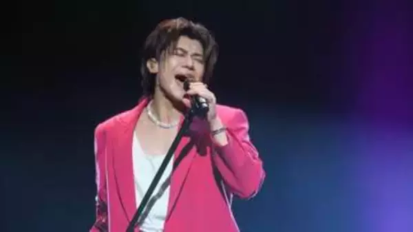 【 新浜レオン 】「芸人じゃないです（笑）」〝歌手〟としてのツアーファイナル「歌でぶっ通すライブ」新曲も初披露