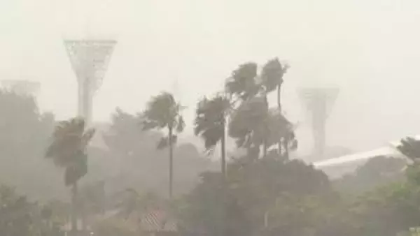 台風13号の影響（午後5時現在） 沖縄と鹿児島の約26万2500人に避難指示　沖縄で3人軽傷