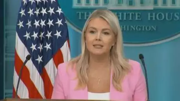 トランプ大統領の「プロンプター」担当者　自身の立場を悪用し「賭けサイト」で不正利益か　大統領判断で職務停止処分に