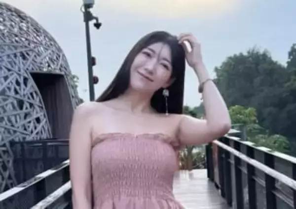 【 穂川果音 】 「早起きして見た景色は幸せな時間」　シンガポールの朝焼けに感動