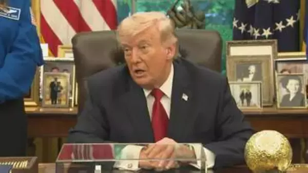 トランプ大統領「核問題の先送り」を否定　イランとの電話協議は継続