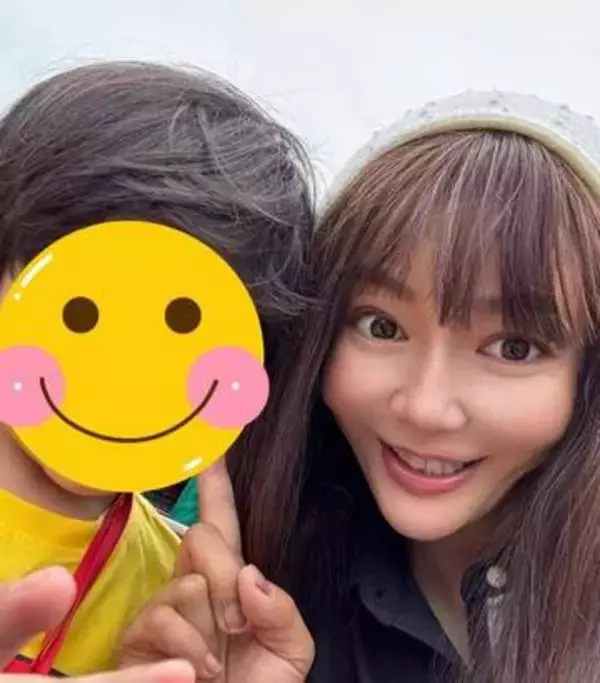 【 華原朋美 】　息子と「LEGOランド名古屋に3日間お泊まり&遊びまくりをしてきました❤」「沢山の思い出をもっともっと作りたいなって思います❤」