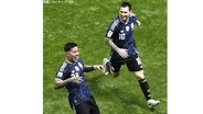 アルゼンチン、2大会連続の決勝進出！先制許すも後半ATにメッシのアシストから劇的逆転弾でイングランド撃破【北中米W杯】