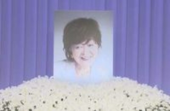 【 内館牧子さん 】 「想い出を語る会」に　多くの芸能関係者が集う