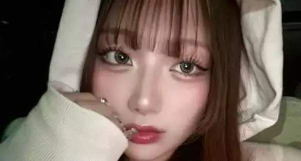 【 辻希美・長女 】希空　「猫メイク」　カラコン身に着け　〝猫イメージ〟　オフショットを公開