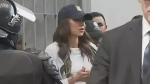 トランプ政権　不法移民の強制送還用に旅客機6機を購入へ　米紙報道　「より費用がかかる」との指摘も