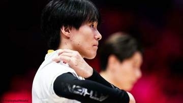 バレー男子日本代表・小川智大「頭のネジが1本ぶっ飛んでいないと」 トップリベロが考える“ミス後の1球”【実況席から見える世界】