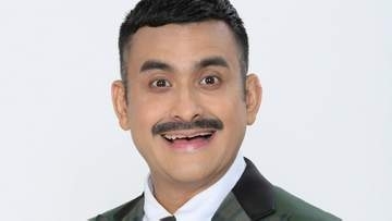 一時休養【 デニス 植野行雄 】「一旦、デニスはのぶ君に託します。頼んだ、のぶ君！！」　妻・比嘉梨乃「そばで支えていきたい」