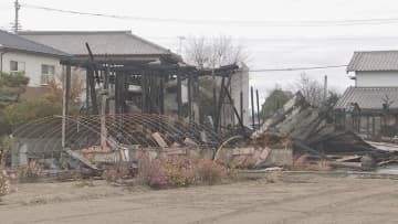 常総市の住宅で火災　性別不明遺体発見　火元の家の住人と連絡取れず