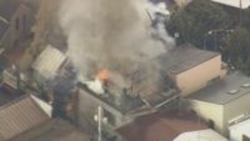 杉並区阿佐谷北で住宅火災　住宅9棟が燃える　けが人なし　東京消防庁