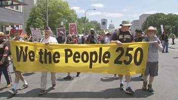 アメリカ建国250年　独立記念日を迎え各地で記念行事　首都ワシントンでは「建国の理念を失っている」と訴えるデモ行進も