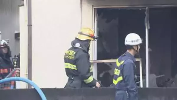 【速報】40代男性が死亡 東京・小金井市のアパートで火事 男性消防隊員2人けがも意識あり 東京消防庁