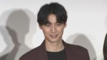 【 福士蒼汰 】“理想のクリスマス”テーマで妄想止まらず「男性が遅れちゃう」「走るシーンがあります」会場は笑顔で見守る