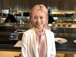 独占【小島瑠璃子】　1人5万5000円のお茶イベントを開催　 「お茶の力を借りれば、それができる」　〝お茶の再定義〟に込めた経営者としての覚悟