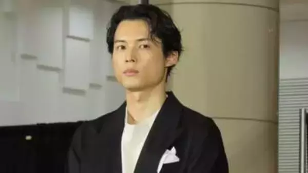 【 松村北斗 】東野圭吾さんの「想いを受け継ぎ 多くの方へ」主演務める東野さん原作映画への想い