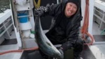 【 近藤真彦 】ブリ爆釣「ブリブリいわしたったぜ〜！」　4人でブリ＆ハマチ＆鯛で計19尾の大漁 “晩ごはんはブリ大根”