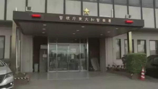 駐車場で車から現金盗んだ男を逮捕　警察車両に車ぶつけて逃走