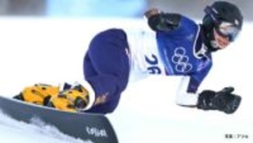 三木つばき 準々決勝敗退…わずか0.02秒差、地元イタリア選手に敗れて悲願のメダルに届かず【スノーボードパラレル大回転決勝T】