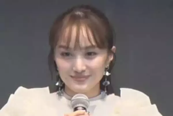 【 ももクロ・百田夏菜子 】イルカにジャンプのサイン出し「気持ちが繋がった気がした」ももクロ×イルカのコラボパフォーマンスに感動