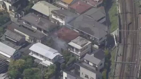 【速報】東京・吉祥寺で沿線火災 京王井の頭線が一時運転見合わせ
