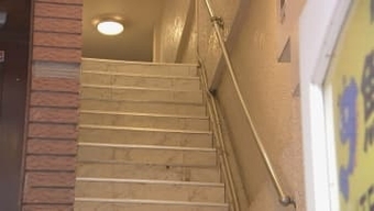 三軒茶屋駅近くのバー従業員の男女5人が目や喉の痛み訴える　いずれも軽症で意識あり　うち3人が病院に搬送　東京・世田谷区