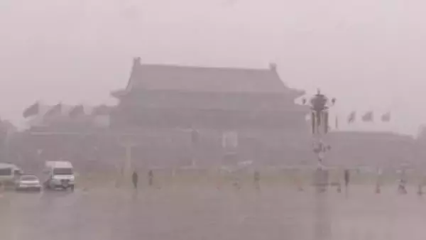 中国　全人代きょう開幕　今後5年間の経済政策を審議