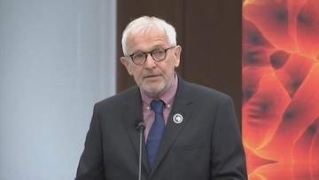 ノーベル物理学賞 米・ウィスコンシン大学フランシス・ハルツェン教授 素粒子「ニュートリノ」観測の国際プロジェクト「アイスキューブ実験」主導
