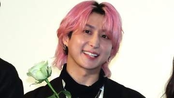 【 Snow Man・佐久間大介 】カメラマンからの「可愛いです！」に満面の笑み　Snow Manメンバーから贈られた宝物を披露