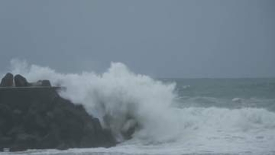台風30号の影響　台湾で1人死亡 160人以上がけが
