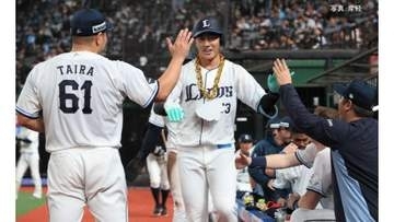 【西武】逆転勝ちで2位確定まであと1勝！首位の鷹と12.5差 平良7回1失点で自己最多12勝目＆3年ぶり規定到達 長谷川12号逆転V弾