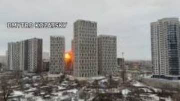 ウクライナ首都キーウや近郊にロシア軍の大規模攻撃　2人死亡　ゼレンスキー氏とトランプ氏の和平計画めぐる直接協議前に