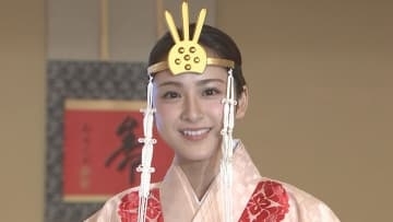 【 平祐奈 】　本物の神職として節分祭に登場　「古事記の解読から」「お辞儀の角度とか学んで」　國學院大學で神職資格を取得　「いろんな方とご縁を繋いでいけるように」