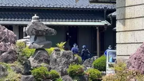 「家族がバールで殴られた」栃木県上三川町で強盗　60代女性が死亡　息子2人も次々殴られけが